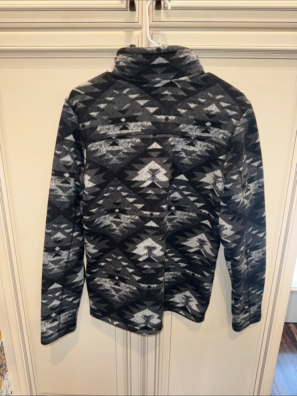 The North Face Men's Grey and Black Sweatshirt